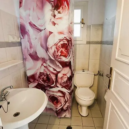 Apartment Sausan *