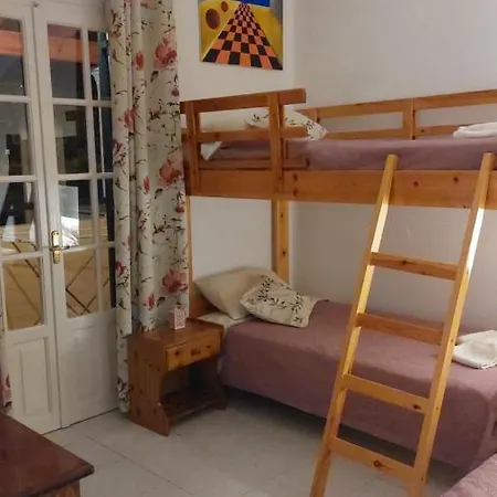 Sausan Apartment *